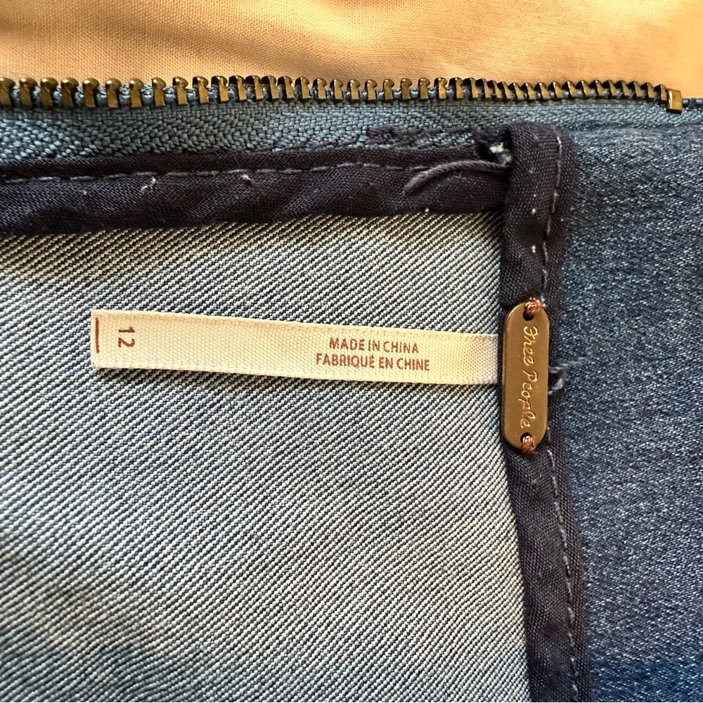 Free People✨Two-Tone Blue Denim Mini Skirt - Picture 10 of 14